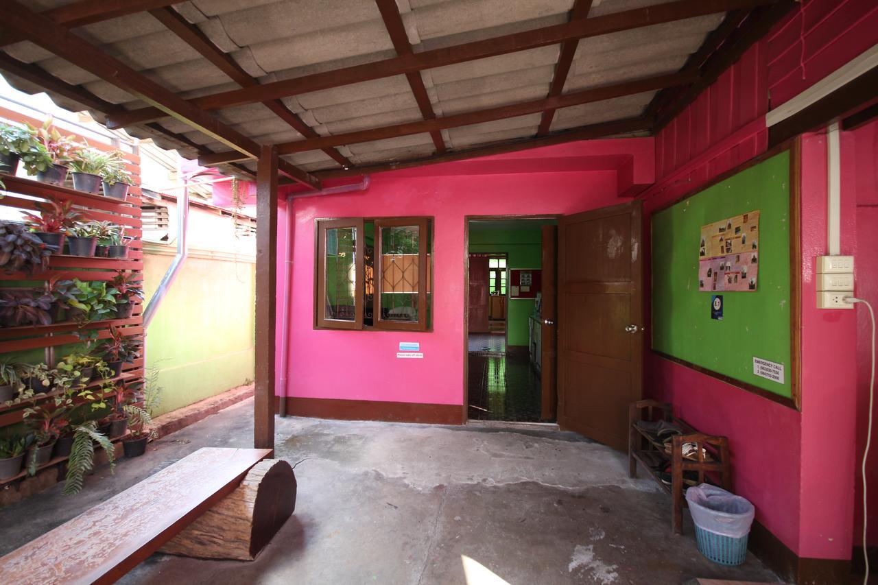 Baan Bua Homestay Chiang Rai Exterior photo